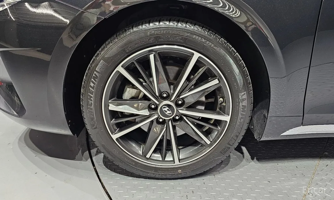 Фото 5 - Hyundai Grandeur