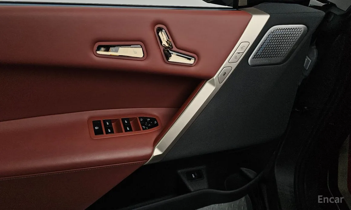 Фото 17 - BMW iX