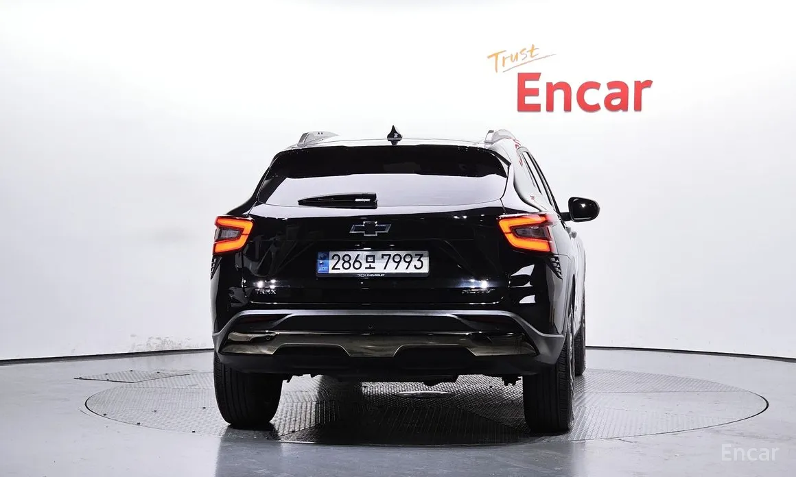 Фото 4 - Chevrolet Trax