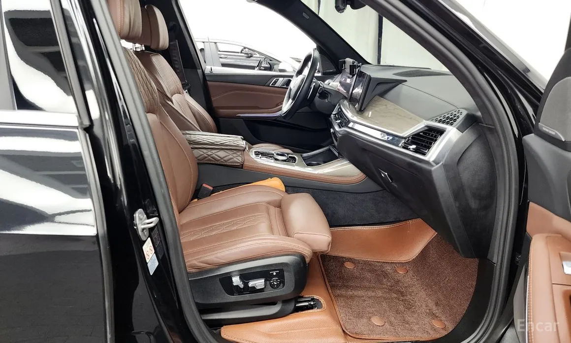 Фото 11 - BMW X7