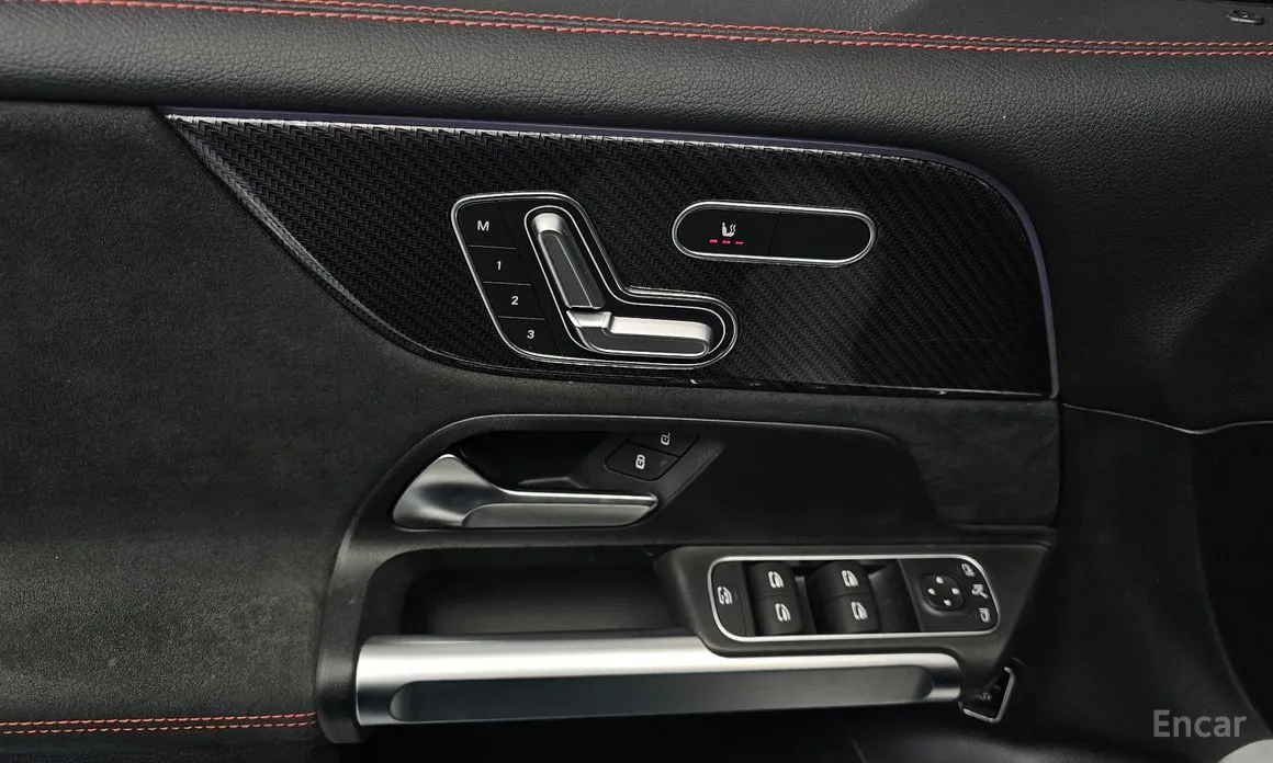 Фото 18 - Mercedes-Benz GLB-Class