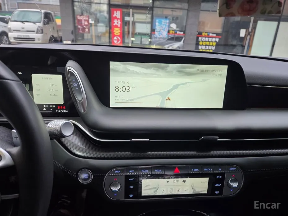 Фото 13 - Genesis G90