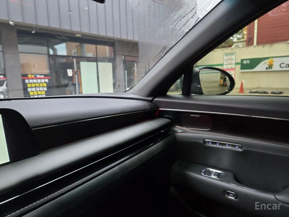 Фото 15 - Genesis G90