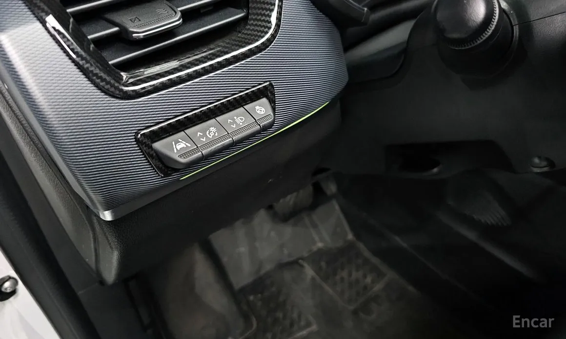 Фото 18 - Renault XM3