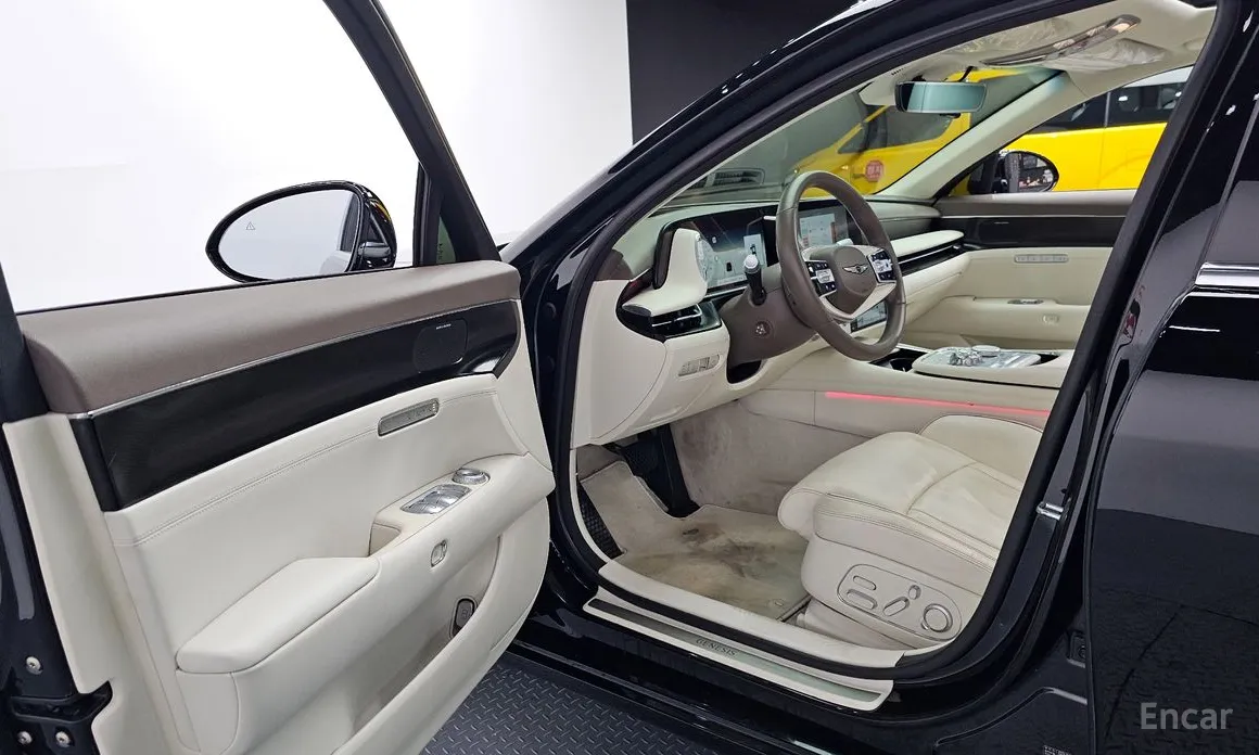 Фото 11 - Genesis G90