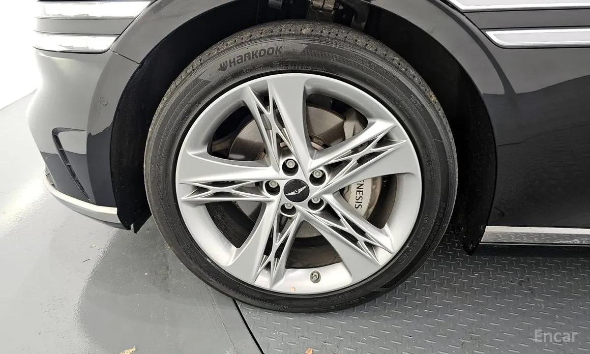 Фото 5 - Genesis G90