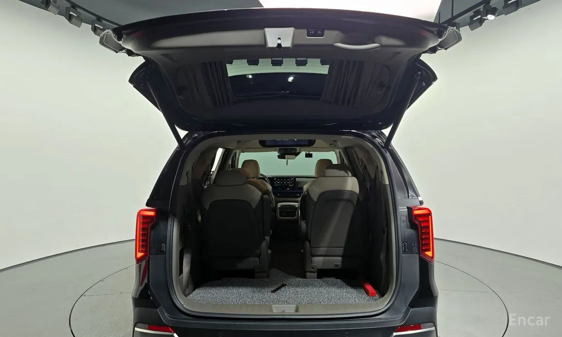 Фото 20 - Kia Carnival