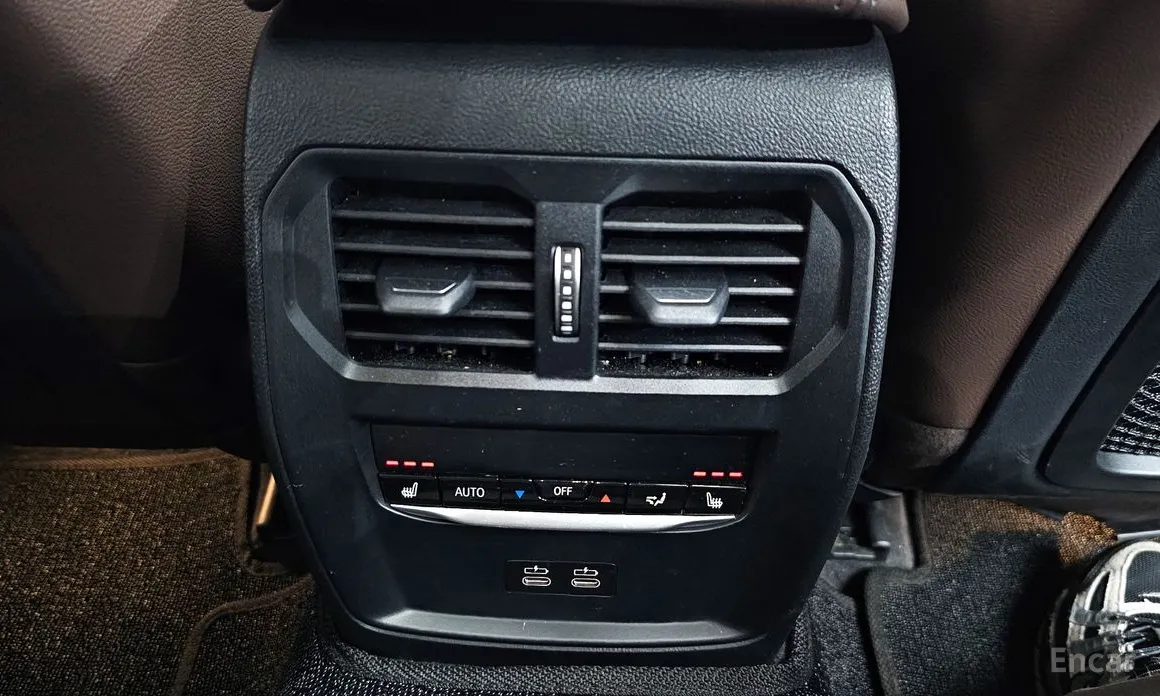 Фото 18 - BMW 3 Series