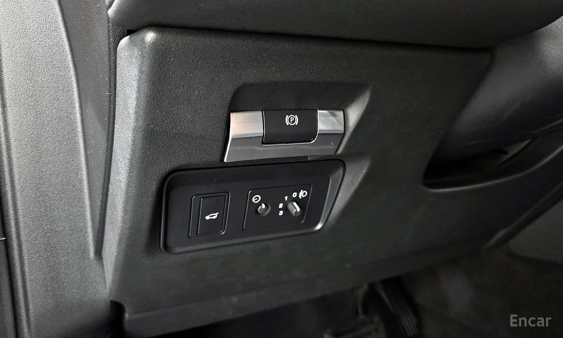 Фото 18 - Land Rover Discovery Sport