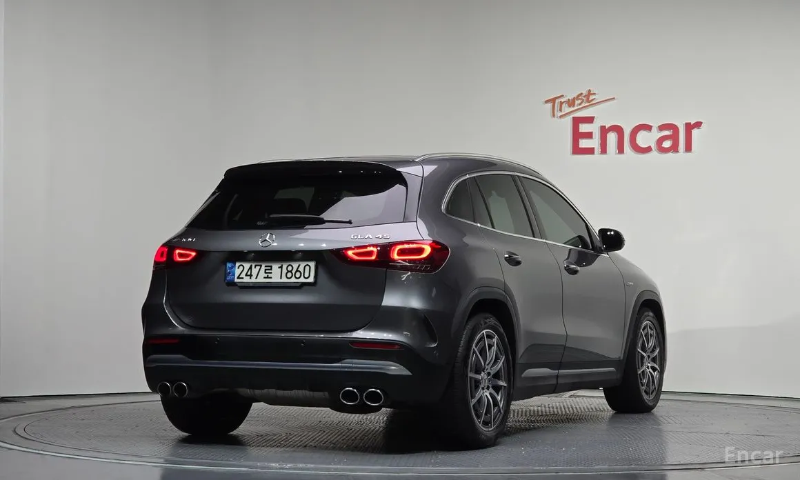 Фото 2 - Mercedes-Benz GLA-Class