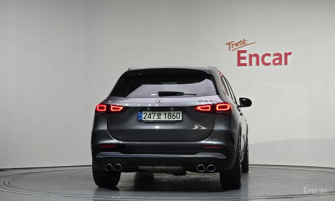 Фото 4 - Mercedes-Benz GLA-Class