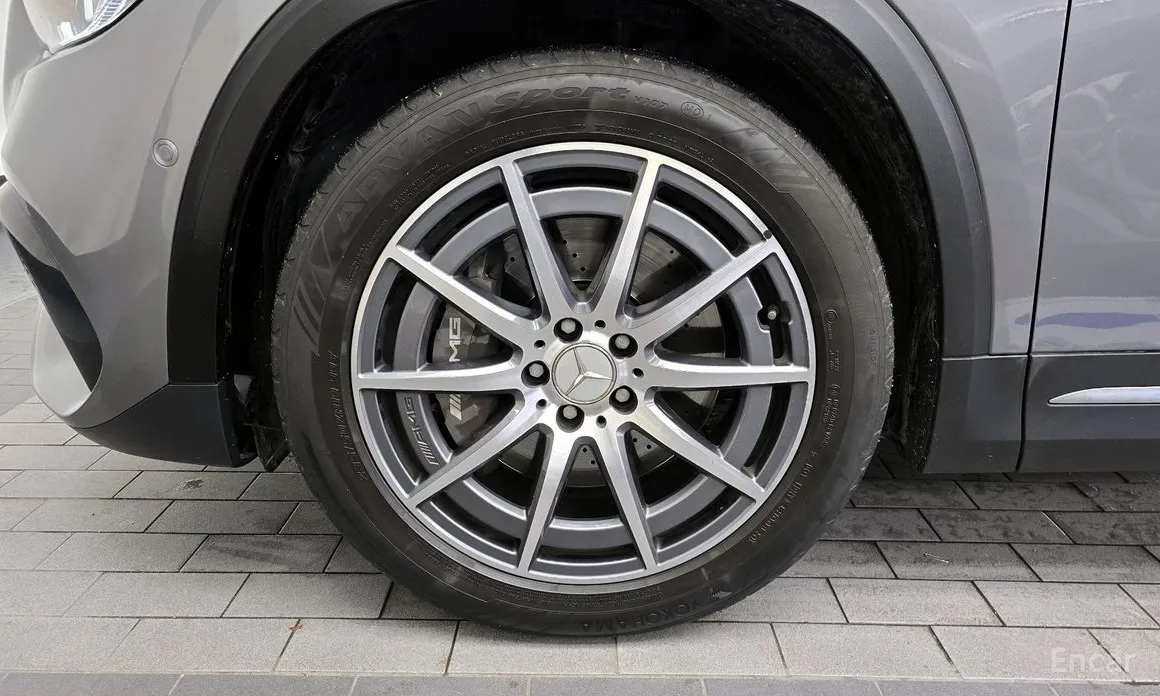 Фото 5 - Mercedes-Benz GLA-Class