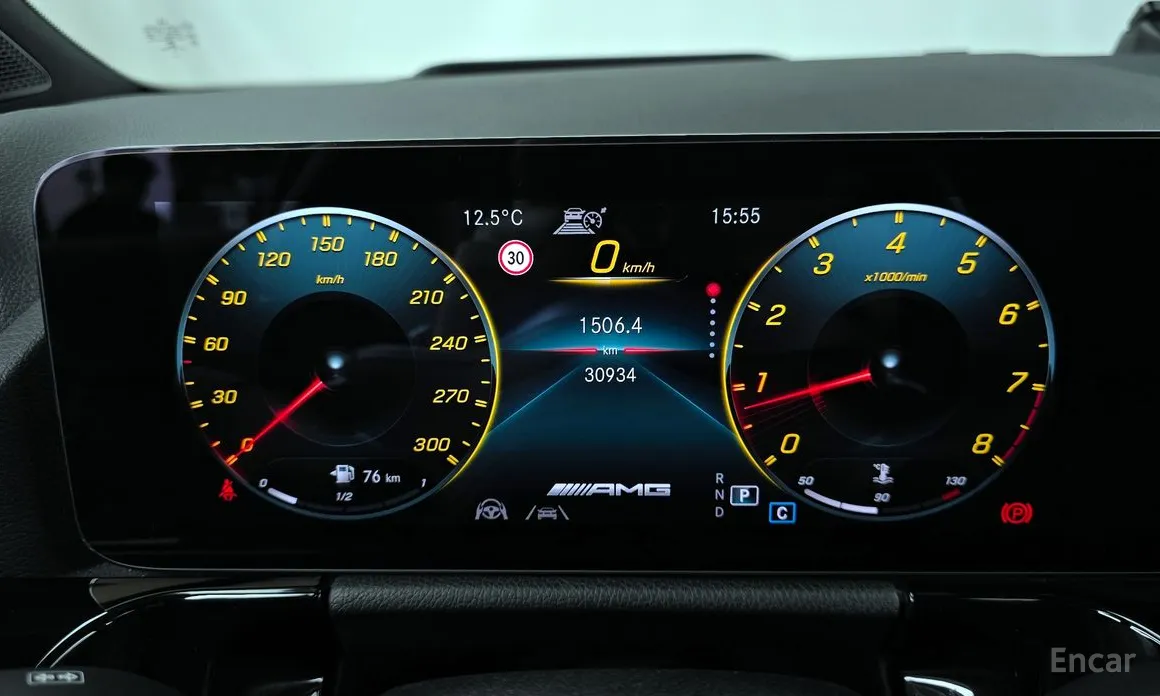 Фото 8 - Mercedes-Benz GLA-Class