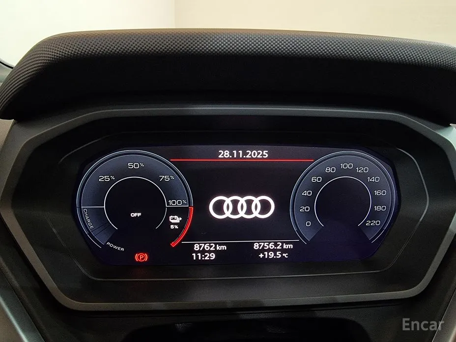 Фото 8 - Audi Q4 e-tron