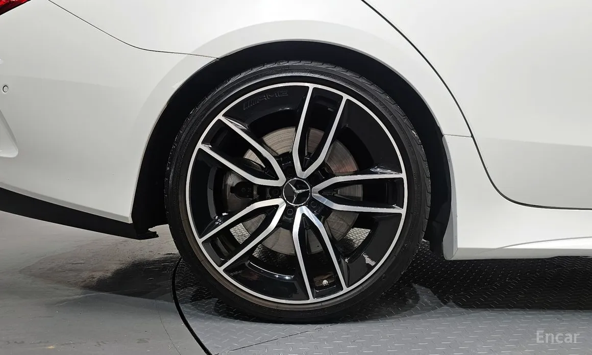 Фото 5 - Mercedes-Benz CLS-Class