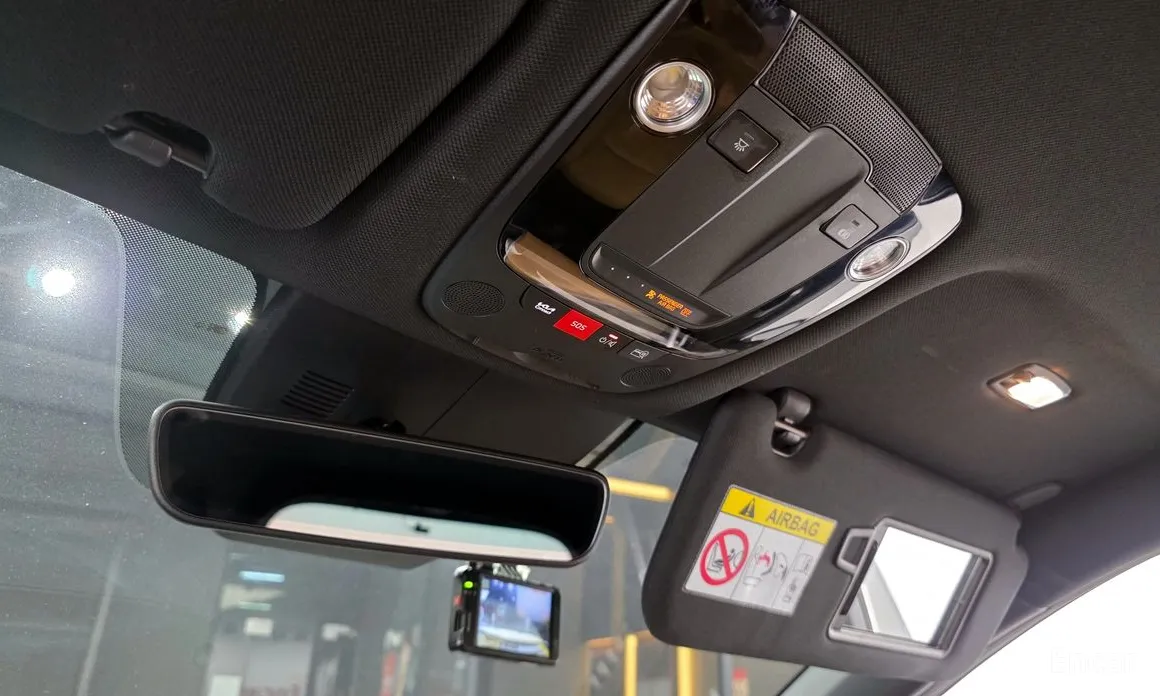 Фото 17 - Kia Sorento