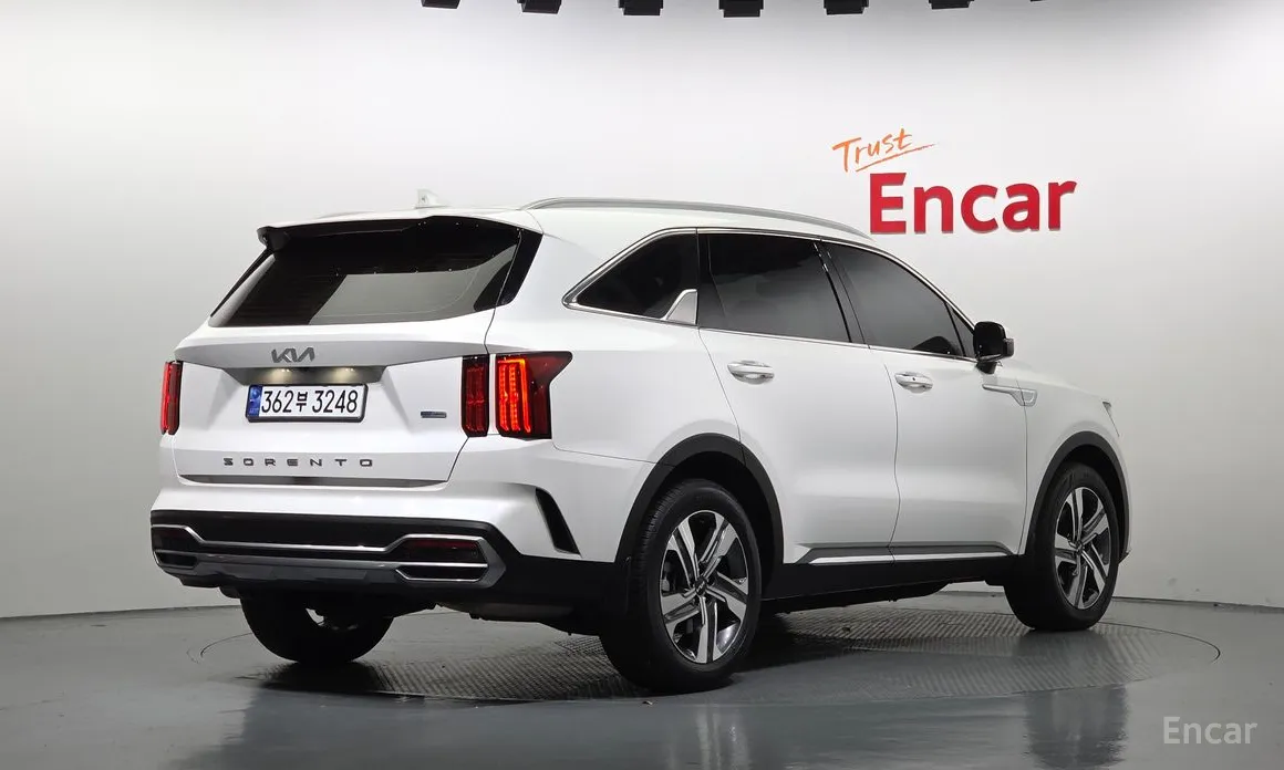 Фото 2 - Kia Sorento