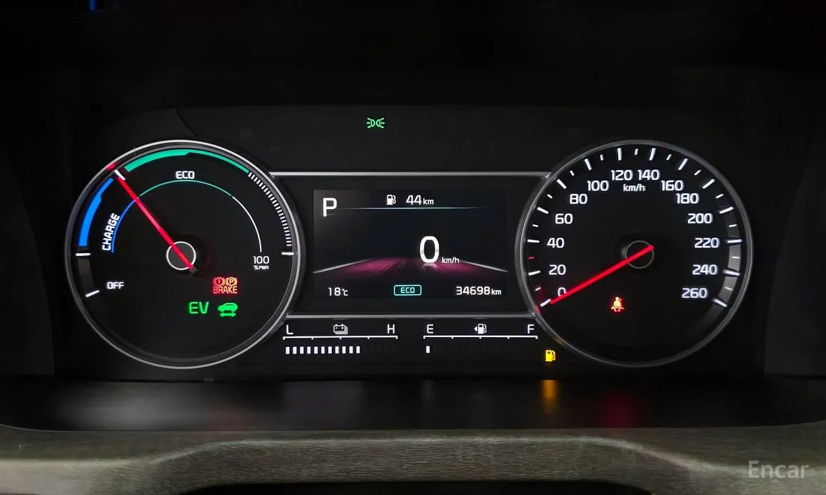 Фото 8 - Kia Sorento