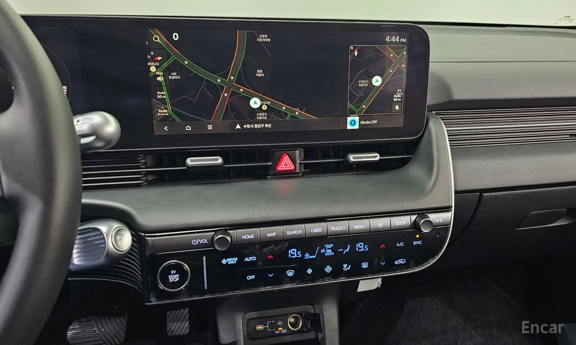 Фото 14 - Hyundai Ioniq 5