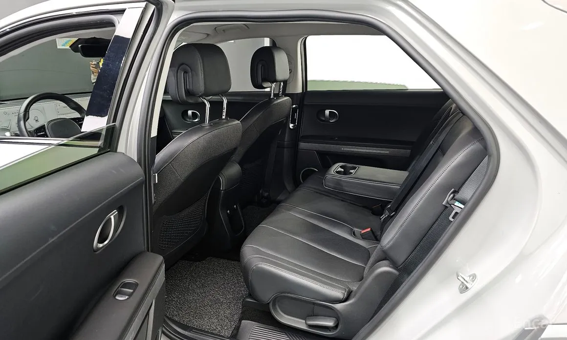 Фото 11 - Hyundai Ioniq 5