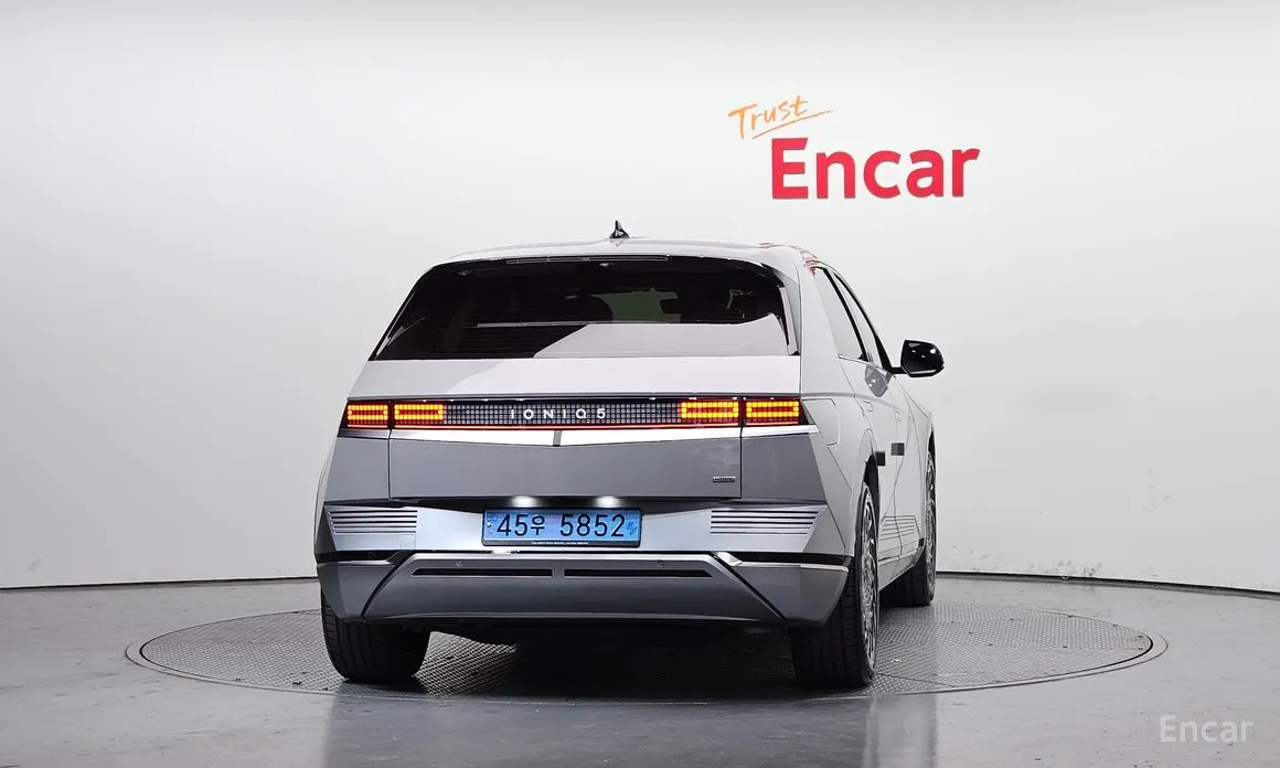 Фото 4 - Hyundai Ioniq 5