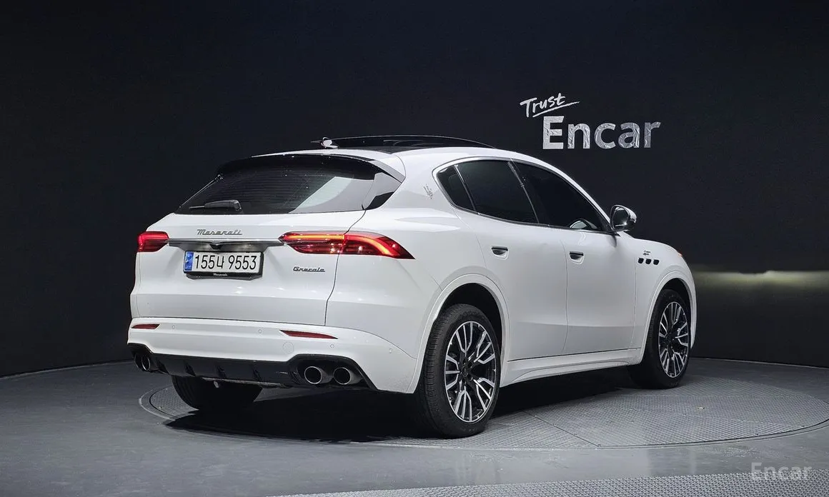 Фото 2 - Maserati Grecale