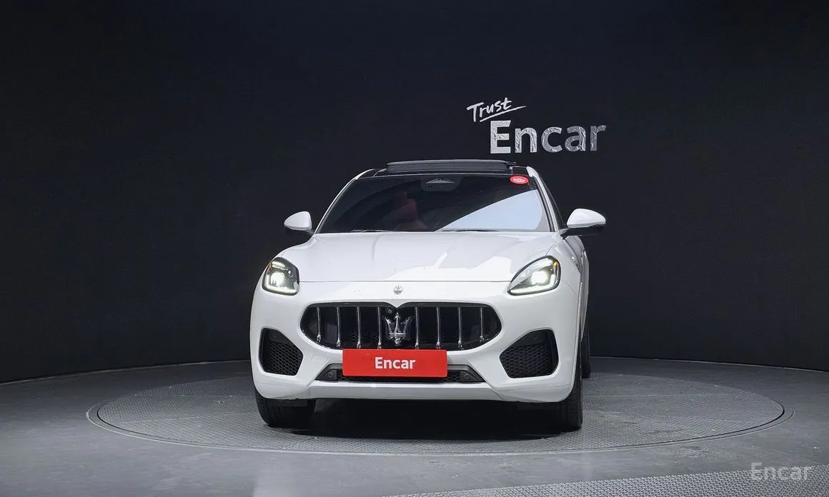 Фото 3 - Maserati Grecale