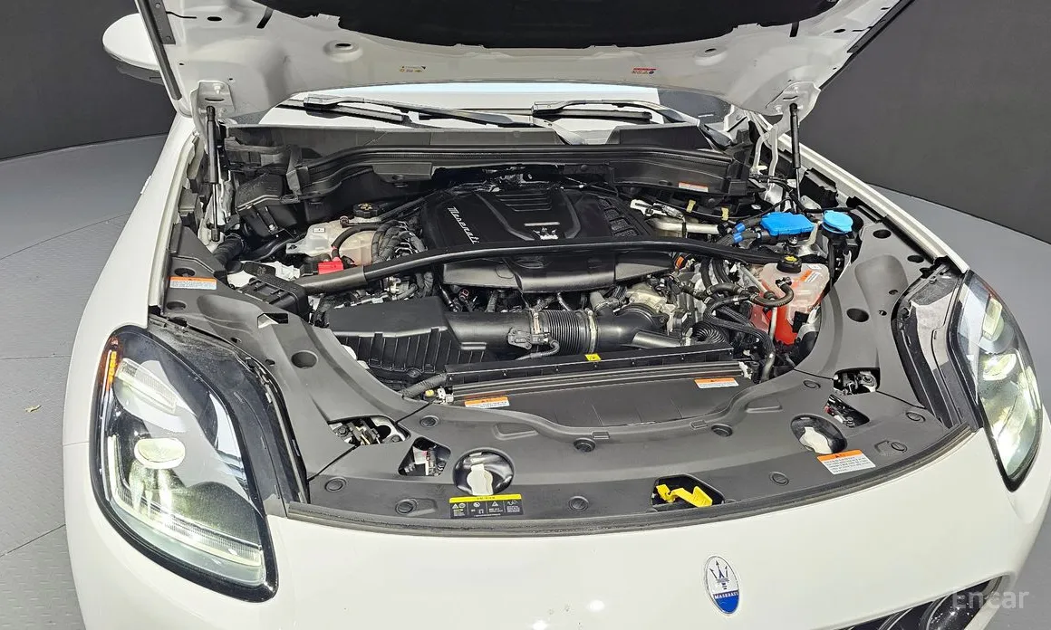 Фото 6 - Maserati Grecale