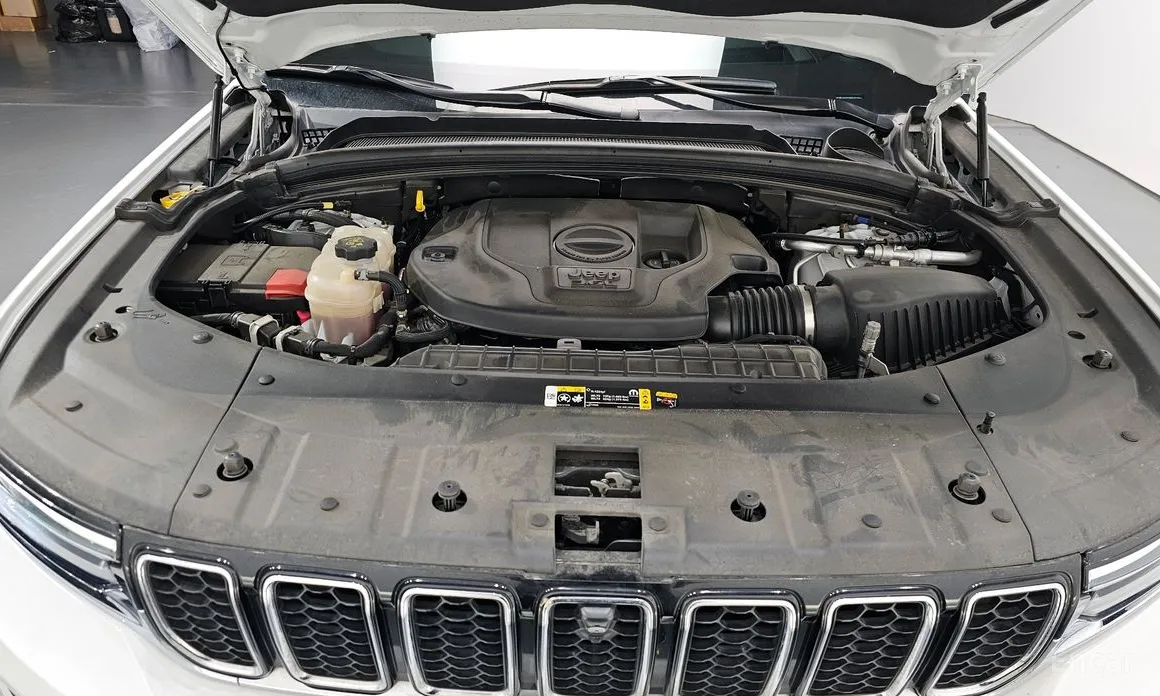 Фото 6 - Jeep Cherokee