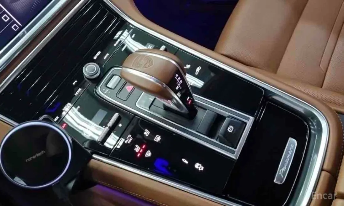 Фото 4 - Porsche Panamera