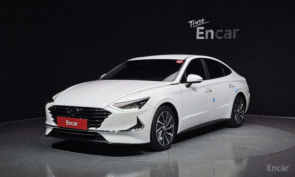 Фото 1 - Hyundai Sonata