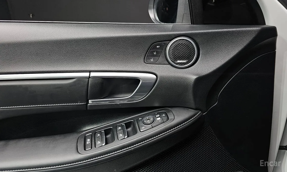 Фото 14 - Hyundai Sonata