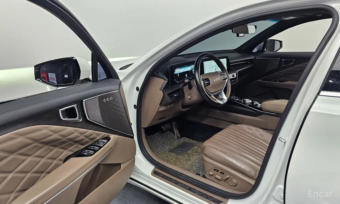 Фото 10 - Kia K8