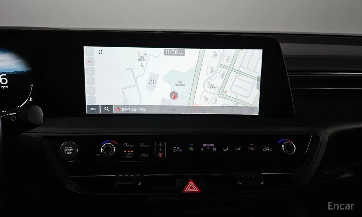 Фото 16 - Kia K8