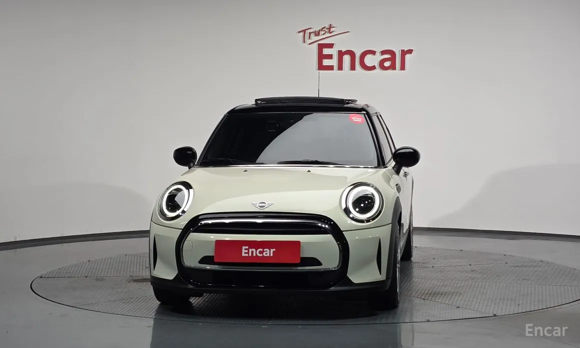 Фото 3 - Mini Cooper