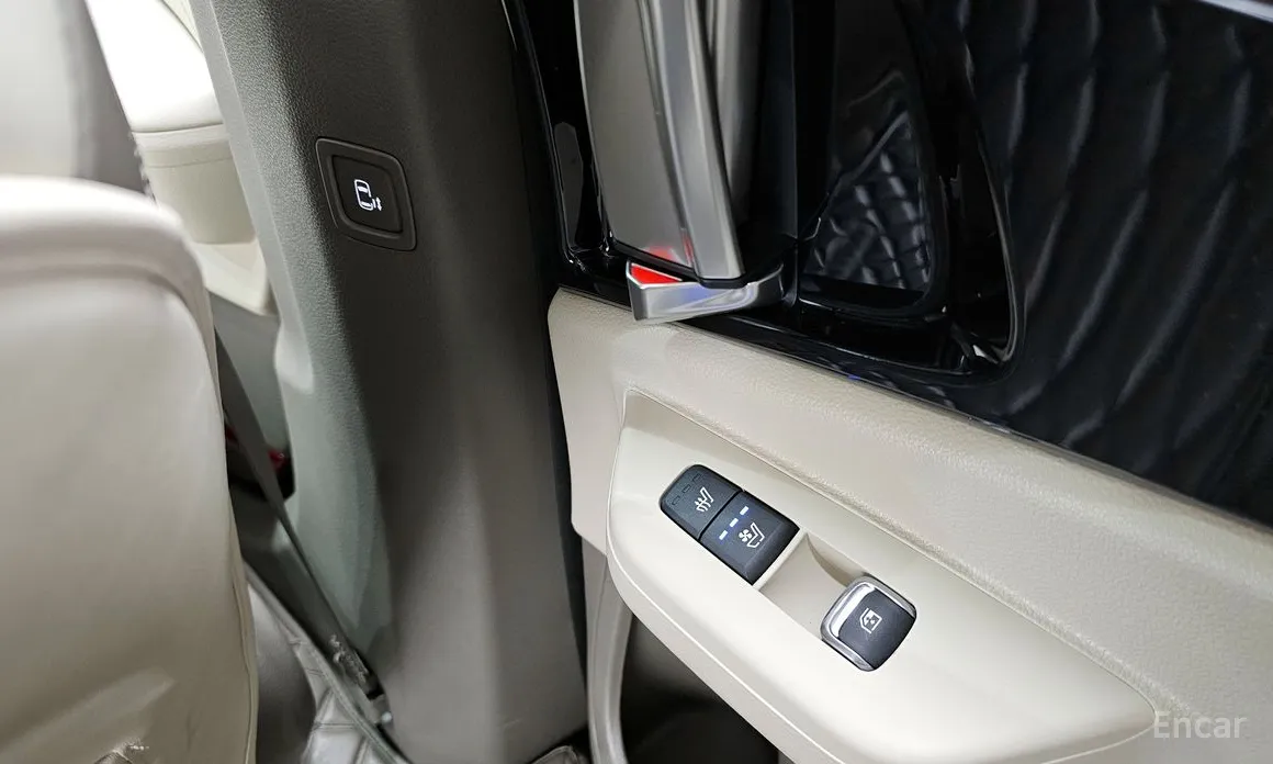 Фото 18 - Kia Carnival