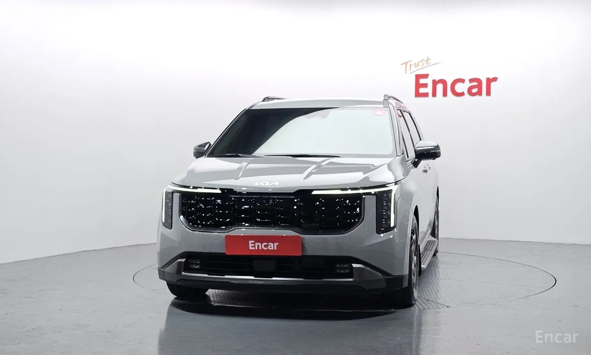 Фото 3 - Kia Carnival