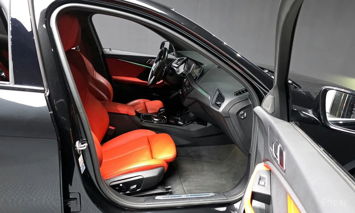 Фото 11 - BMW 1 Series