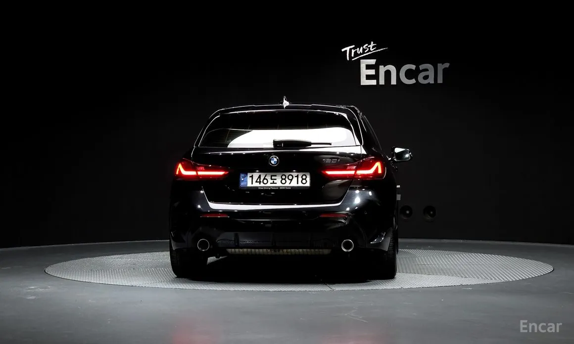 Фото 4 - BMW 1 Series