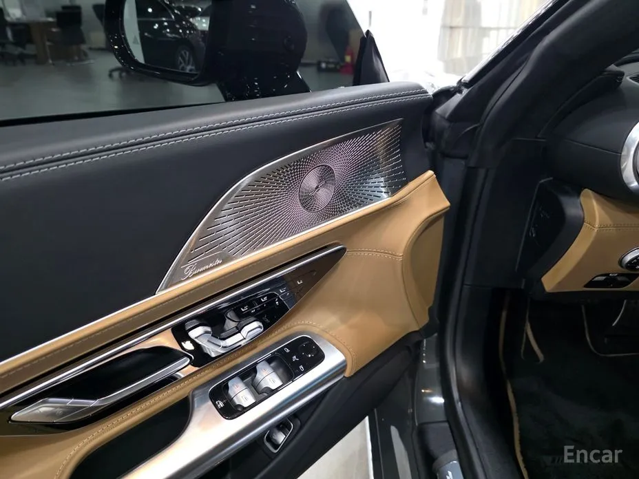 Фото 17 - Mercedes-Benz SL-Class