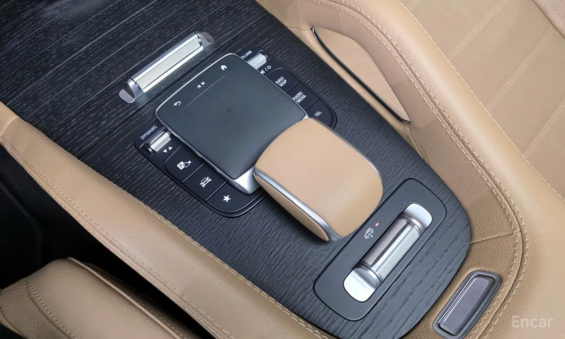 Фото 16 - Mercedes-Benz GLE-Class