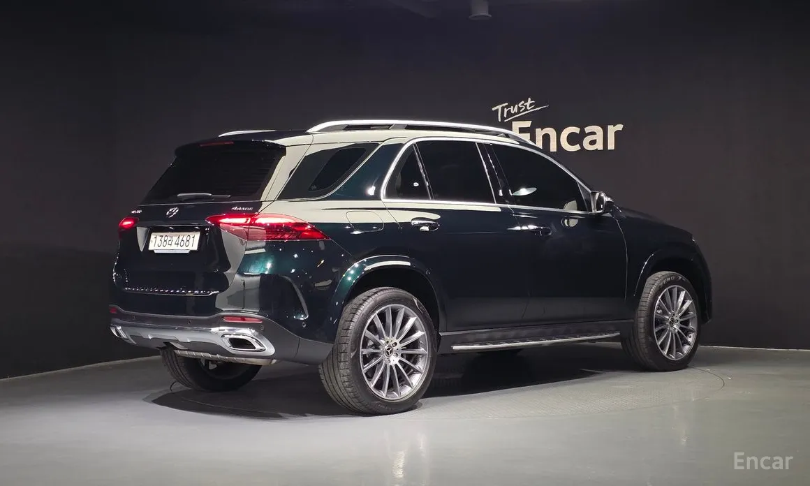 Фото 2 - Mercedes-Benz GLE-Class