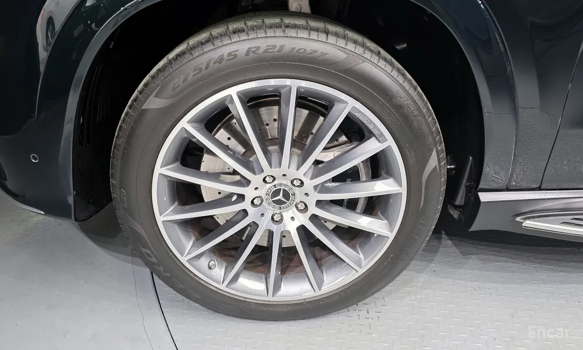 Фото 5 - Mercedes-Benz GLE-Class