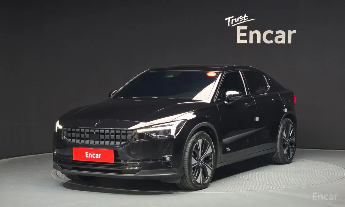 Фото 1 - Polestar 2