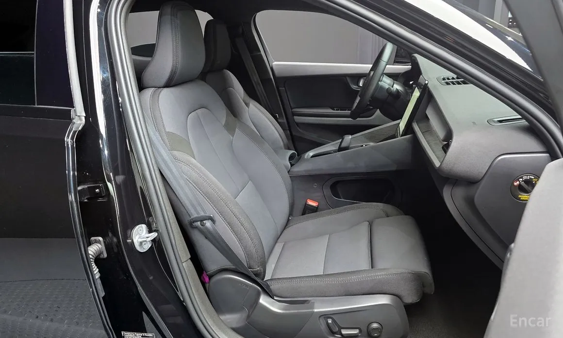 Фото 12 - Polestar 2