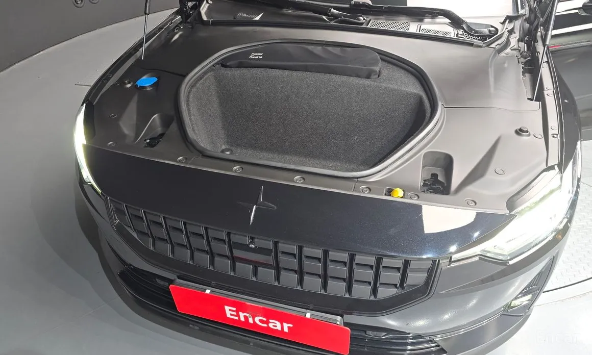 Фото 6 - Polestar 2