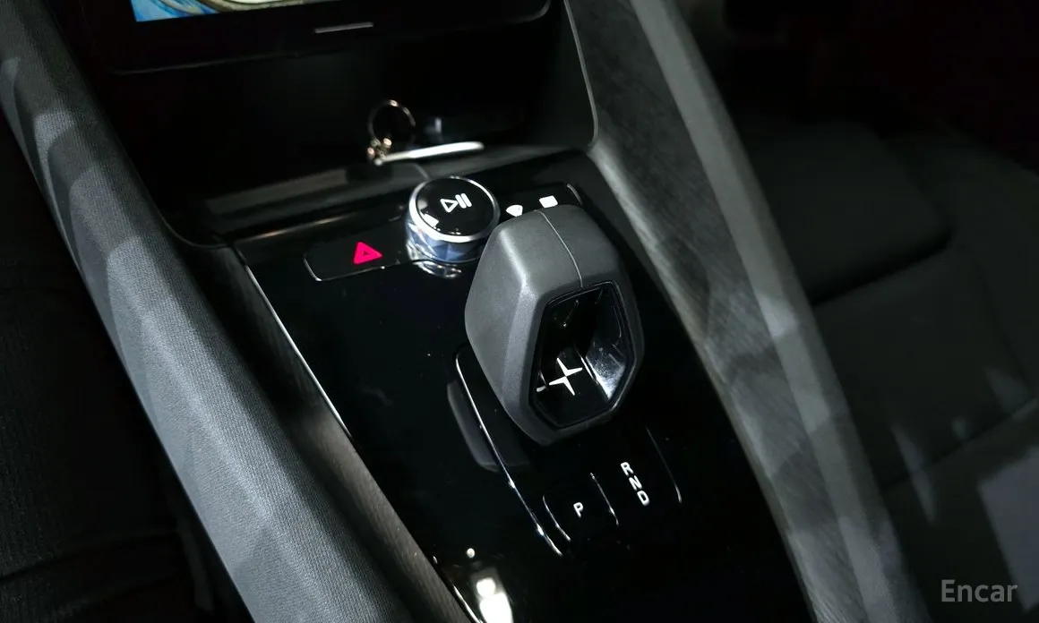 Фото 9 - Polestar 2