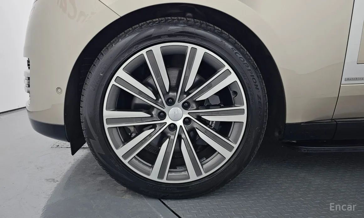 Фото 9 - Land Rover Range Rover