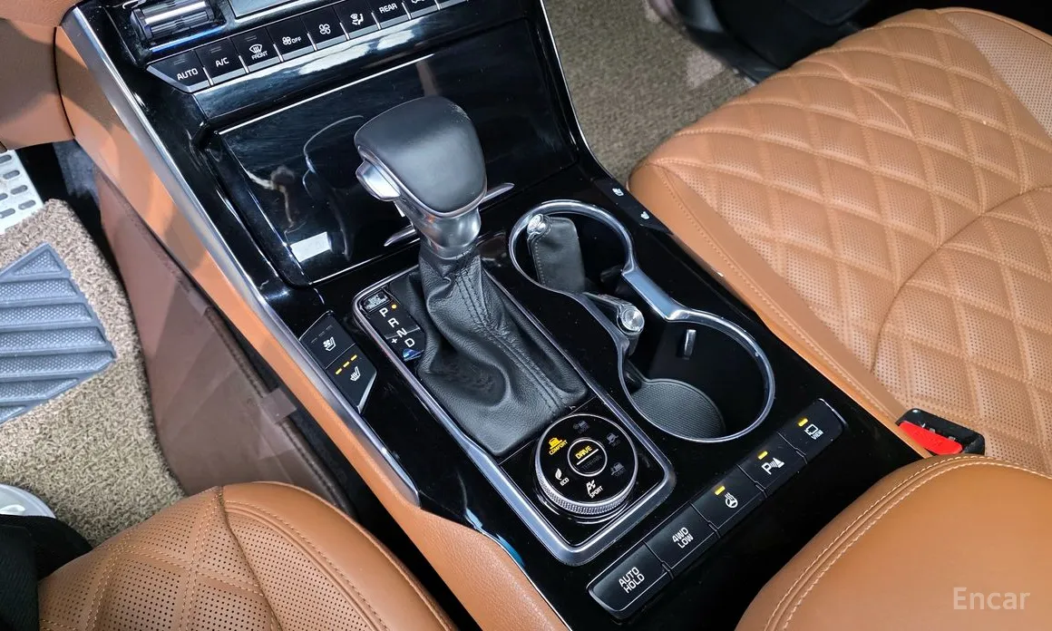 Фото 10 - Kia Mohave