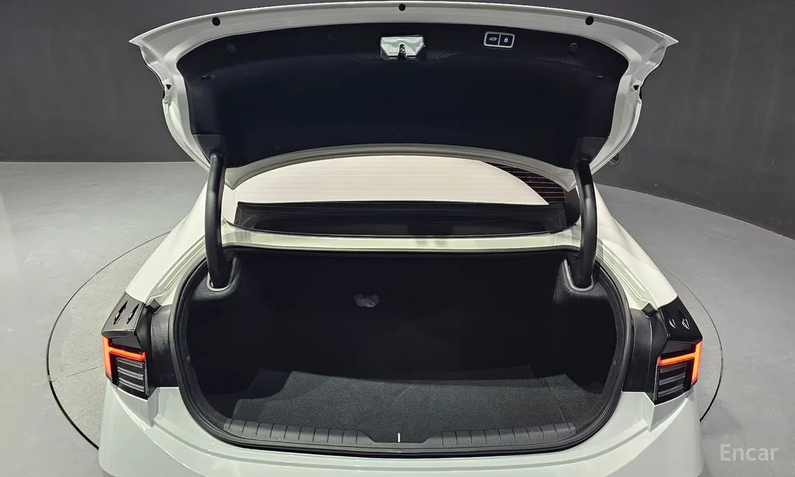 Фото 20 - Hyundai Sonata